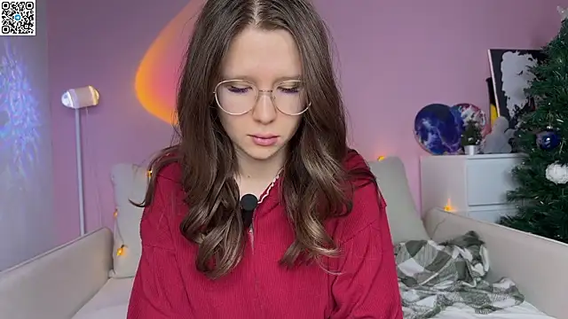 Snapshot of Ameliia_castro chatting on January 14, 2026, 5:18 pm Ameliia castro online show from January 14, 2026, 5:18 pm