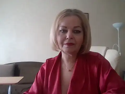 SofiyaPetrova online show from October 3, 2025, 11:40 am