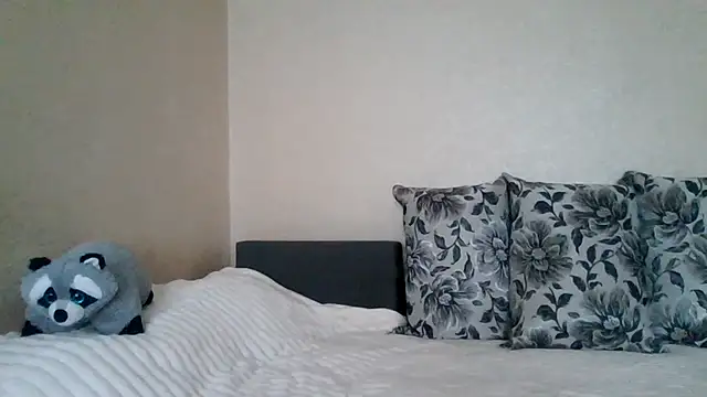 SofiyaPetrova online show from March 19, 2026, 11:58 am