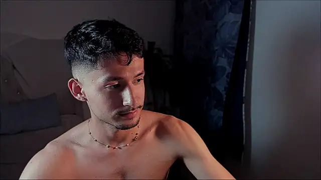 dimitri targaryen online show from November 20, 2025, 11:37 pm