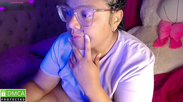 KittyHot20 online show from October 23, 2025, 10:52 pm