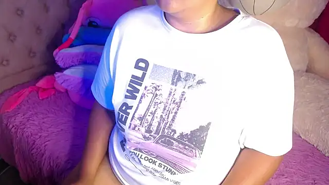 KittyHot20 online show from December 5, 2025, 9:18 am