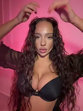 Snapshot of CardiSweetBaby chatting on February 7, 2026, 5:38 pm CardiSweetBaby online show from February 7, 2026, 5:38 pm