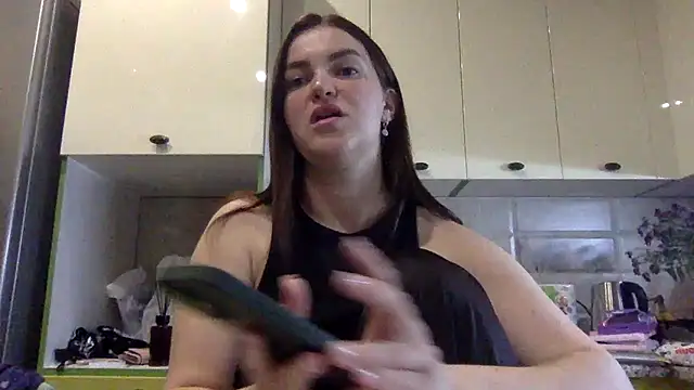Snapshot of Karolina_llove chatting on September 23, 2025, 6:22 pm Karolina llove online show from September 23, 2025, 6:22 pm