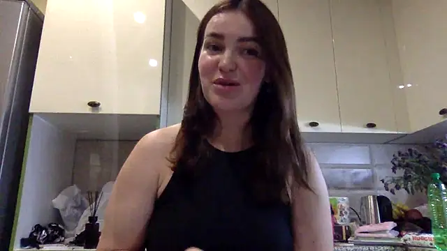 Snapshot of Karolina_llove chatting on September 25, 2025, 9:29 pm Karolina llove online show from September 25, 2025, 9:29 pm