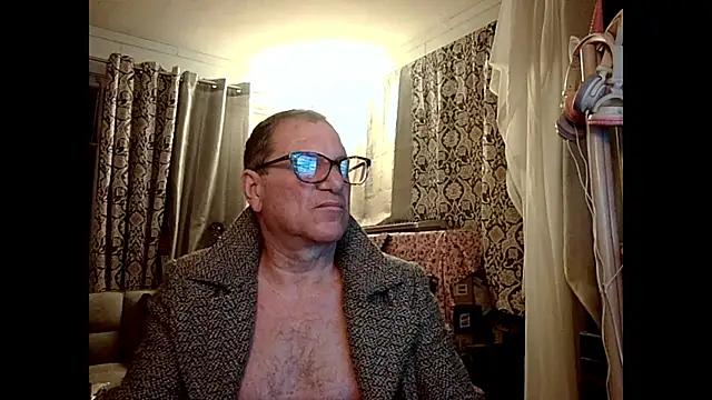 coryassman online show from January 25, 2025, 8:31 am