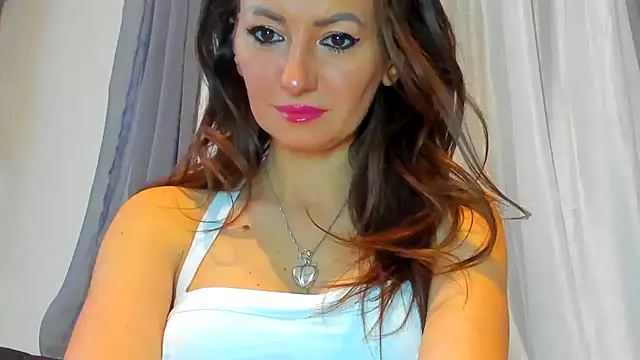 SweetAriana26 online show from February 11, 2025, 1:20 pm