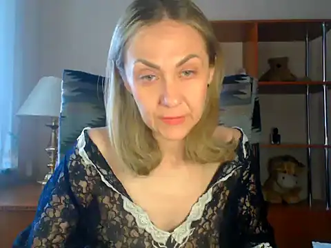 Snapshot of Tanya6547 chatting on May 1, 2026, 7:35 am Tanya6547 online show from May 1, 2026, 7:35 am