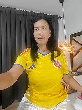 Snapshot of Angel_Perv chatting on July 7, 2026, 11:03 am Angel Perv online show from July 7, 2026, 11:03 am