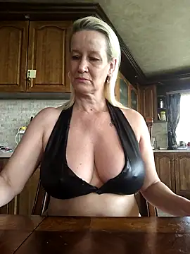 Snapshot of Lotus-blume1 chatting on November 20, 2025, 10:37 am Lotus-blume1 online show from November 20, 2025, 10:37 am