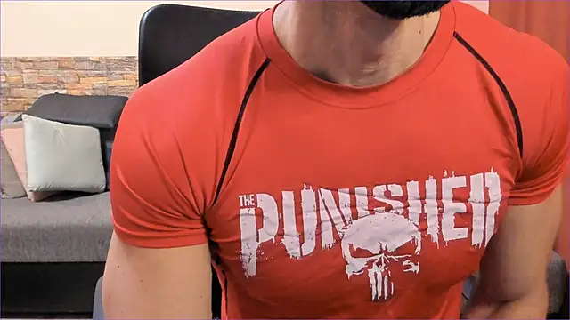 Snapshot of HotHunkTrainer chatting on November 16, 2025, 8:42 am HotHunkTrainer online show from November 16, 2025, 8:42 am