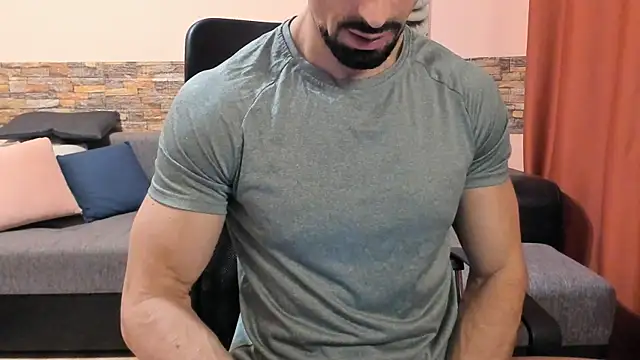 Snapshot of HotHunkTrainer chatting on November 29, 2025, 9:12 am HotHunkTrainer online show from November 29, 2025, 9:12 am