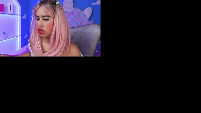 miss romyna online show from September 17, 2025, 11:01 am