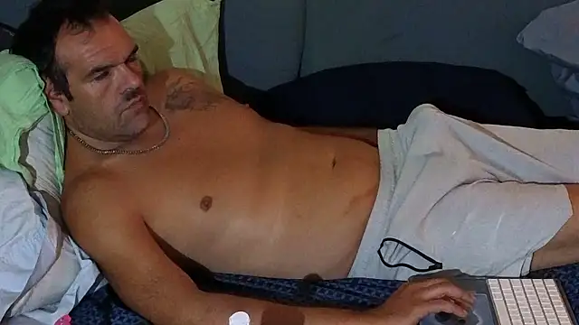 badboybrad11 online show from April 13, 2026, 9:31 pm