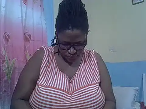 Snapshot of sexy_bigboobss chatting on March 22, 2025, 9:34 am sexy bigboobss online show from March 22, 2025, 9:34 am