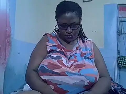 Snapshot of sexy_bigboobss chatting on September 16, 2025, 7:20 am sexy bigboobss online show from September 16, 2025, 7:20 am