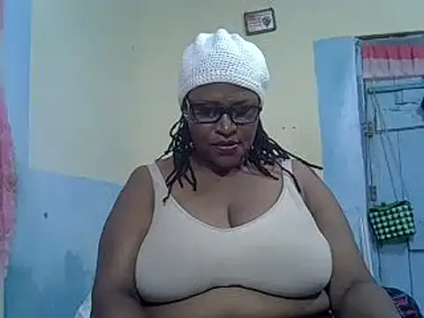 Snapshot of sexy_bigboobss chatting on September 17, 2025, 7:48 pm sexy bigboobss online show from September 17, 2025, 7:48 pm