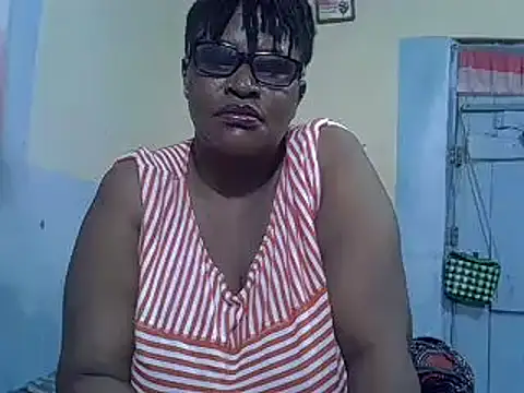 Snapshot of sexy_bigboobss chatting on September 22, 2025, 6:43 pm sexy bigboobss online show from September 22, 2025, 6:43 pm