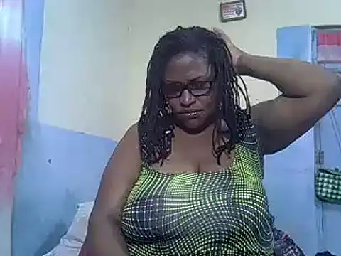 Snapshot of sexy_bigboobss chatting on September 25, 2025, 7:34 am sexy bigboobss online show from September 25, 2025, 7:34 am