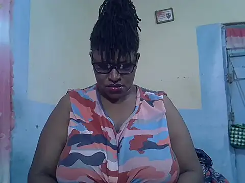 Snapshot of sexy_bigboobss chatting on September 26, 2025, 7:45 am sexy bigboobss online show from September 26, 2025, 7:45 am