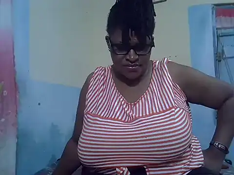 Snapshot of sexy_bigboobss chatting on September 29, 2025, 6:46 pm sexy bigboobss online show from September 29, 2025, 6:46 pm