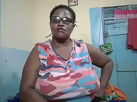 sexy bigboobss online show from February 25, 2026, 8:18 pm