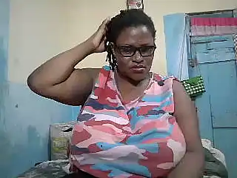 Snapshot of sexy_bigboobss chatting on March 17, 2026, 8:23 pm sexy bigboobss online show from March 17, 2026, 8:23 pm