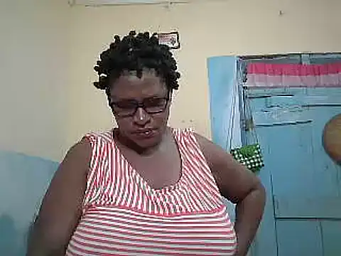 Snapshot of sexy_bigboobss chatting on May 11, 2026, 6:08 am sexy bigboobss online show from May 11, 2026, 6:08 am