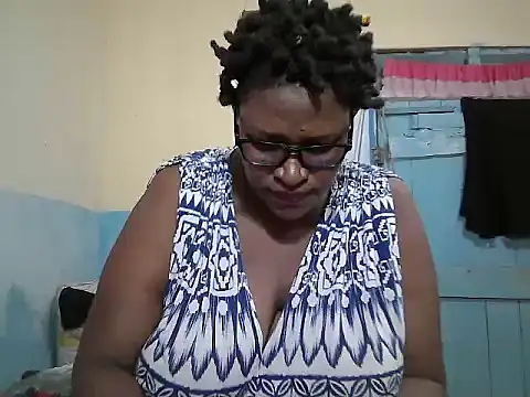 Snapshot of sexy_bigboobss chatting on May 13, 2026, 7:11 pm sexy bigboobss online show from May 13, 2026, 7:11 pm