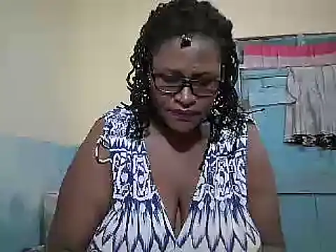 Snapshot of sexy_bigboobss chatting on May 18, 2026, 5:57 am sexy bigboobss online show from May 18, 2026, 5:57 am