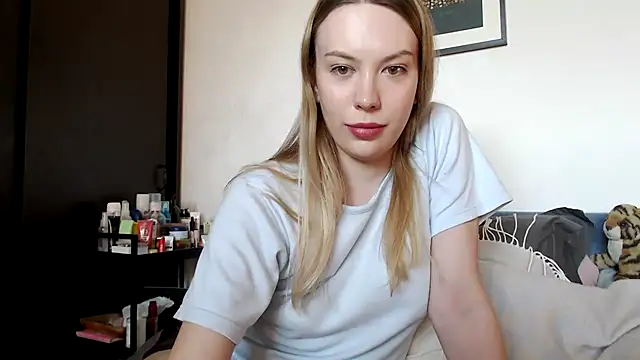 Snapshot of Scarlettford chatting on February 5, 2026, 10:20 am Scarlettford online show from February 5, 2026, 10:20 am