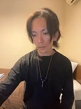 Snapshot of Katakuriko-Denpun chatting on November 3, 2025, 11:22 am Katakuriko-Denpun online show from November 3, 2025, 11:22 am