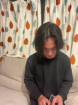 Snapshot of Katakuriko-Denpun chatting on December 20, 2025, 1:29 pm Katakuriko-Denpun online show from December 20, 2025, 1:29 pm