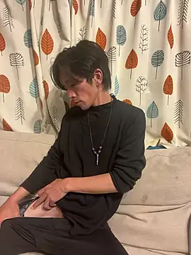 Snapshot of Katakuriko-Denpun chatting on January 6, 2026, 1:26 pm Katakuriko-Denpun online show from January 6, 2026, 1:26 pm