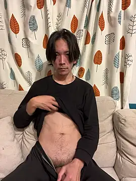 Snapshot of Katakuriko-Denpun chatting on February 28, 2026, 1:56 pm Katakuriko-Denpun online show from February 28, 2026, 1:56 pm