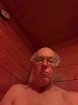 Snapshot of martxxxxx chatting on February 7, 2026, 5:27 pm martxxxxx online show from February 7, 2026, 5:27 pm