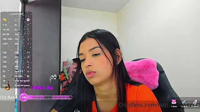 raquelle sweet2 online show from November 1, 2025, 5:04 pm