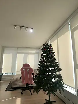 jAsMinE678 online show from January 6, 2025, 6:20 pm