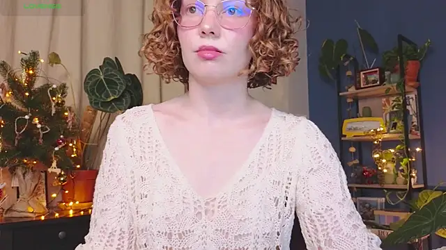 Snapshot of _lightmyfire chatting on December 10, 2024, 9:43 pm lightmyfire online show from December 10, 2024, 9:43 pm