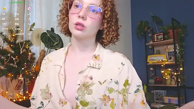 Snapshot of _lightmyfire chatting on December 28, 2024, 12:24 pm lightmyfire online show from December 28, 2024, 12:24 pm