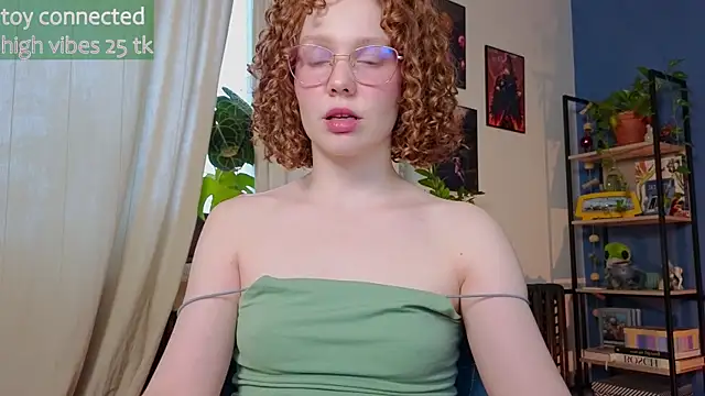 Snapshot of _lightmyfire chatting on February 6, 2025, 1:54 pm lightmyfire online show from February 6, 2025, 1:54 pm