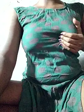 Snapshot of rituporna2004 chatting on October 27, 2025, 1:59 pm rituporna2004 online show from October 27, 2025, 1:59 pm