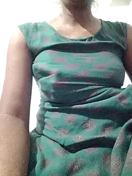 rituporna2004 online show from April 2, 2026, 4:10 am