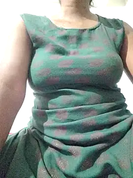 rituporna2004 online show from April 17, 2026, 12:35 am