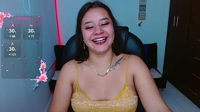 Snapshot of Anetha_rose chatting on March 12, 2025, 5:13 am Anetha rose online show from March 12, 2025, 5:13 am