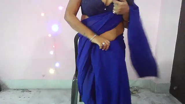 my-laila online show from November 23, 2025, 7:30 am