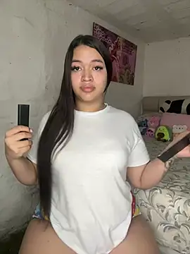 GemaGranadoss online show from April 5, 2026, 6:49 pm