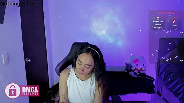 Alana Pherson online show from June 3, 2026, 2:36 am