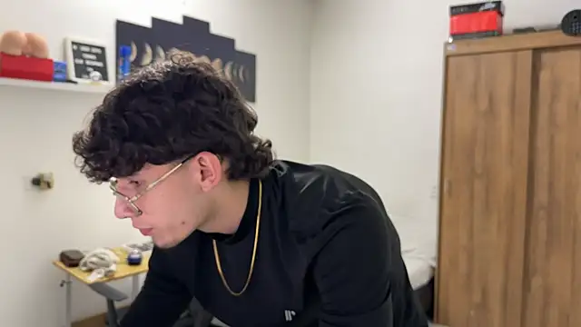 Snapshot of Kisan_Smith chatting on November 7, 2025, 2:00 am Kisan Smith online show from November 7, 2025, 2:00 am