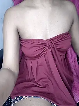 Snapshot of Leeeezzzz_roy chatting on September 16, 2025, 7:37 pm Leeeezzzz roy online show from September 16, 2025, 7:37 pm